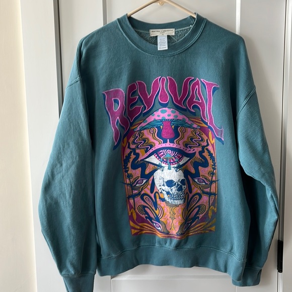 Urban Outfitters Tops - Urban Outfitters Project Social T Sweatshirt Size s/m